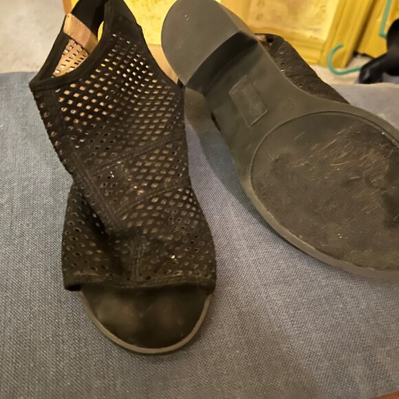 American Eagle Sandals - Picture 7 of 7